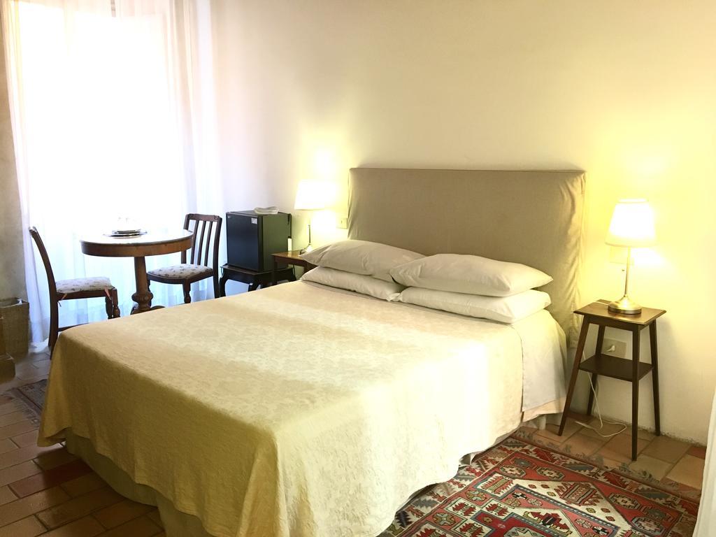 Vicolo Del Lupo Guesthouse Róma Kültér fotó